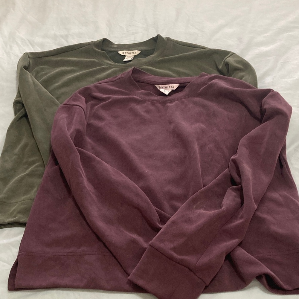 Athleta Seasoft Crew Lot of 2 Olive and Burgundy Sweatshirts Medium